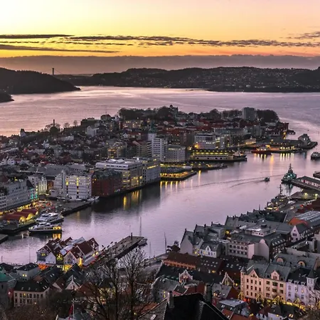 Apartmán Dinbnb I Experience I 650m To Bryggen I Shared Patio *