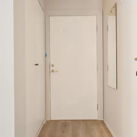 Dinbnb I Experience I 650m To Bryggen I Shared Patio Apartment *